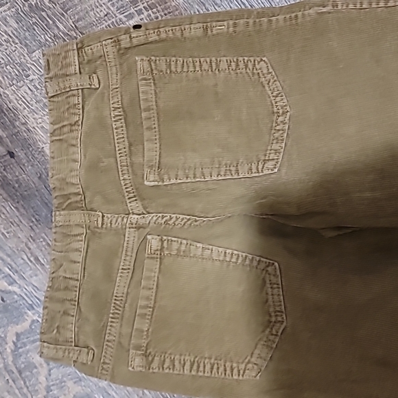 Gently Loved corduroy pants light brown in color size 10 regular by Old Navy - Picture 8 of 11